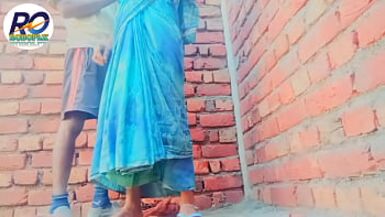 Hindi audio aawaj me mom ko finger karhe hua dekha liya - 1 image