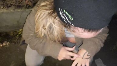 Cracky offered juice to take a cumshot on her face - 13 image
