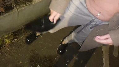Cracky offered juice to take a cumshot on her face - 14 image