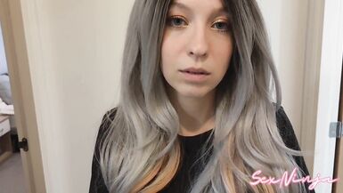 Bullo ha fatto un casino con il mio figliastro, così mi sono scopato la sua matrigna