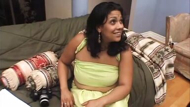 Unfaithful wives of Bangalore tell their sins - (India) - - 1 image