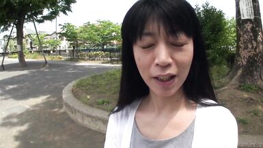 KRS049 Mr. Late Blooming MILF. Don't you want to see them? The very erotic appearance of a plain old lady 11 - 9 image