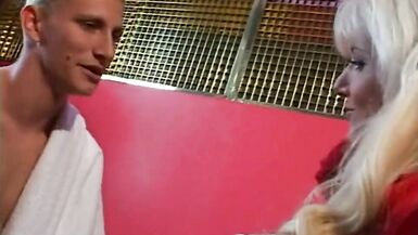 Sert sikimin üstüne atla, orospu! - 2 image