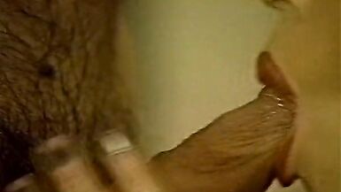 Une milf sexy toujours en quête dune bite et dun sperme torride sc 1 - 7 image