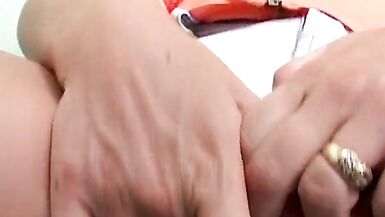 Hot fuck for an Italian milf who loves hard cock - 2 image