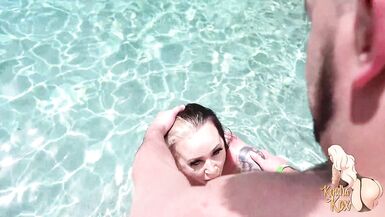 KENDRA KOX FUCKS A LUCKY FAN AT GIRLS GONE WIRELESS CONTENT EVENT - 15 image