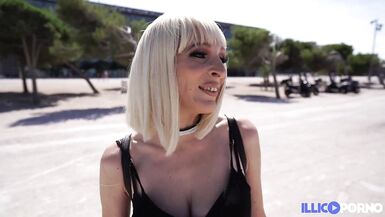 Naughty blonde Amelia is hot for a good fuck - 6 image