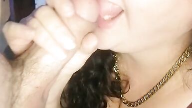 Deleinma cums when she gives blowjobs - 6 image