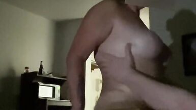 Round 2 in the Hotel "No Tell"-Girl's Got Stamina (Shortened Version)