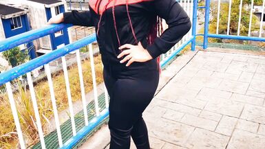 Sexe pour de largent avec une rousse au gros cul, elle me suce délicieusement