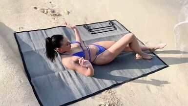 First date with someone`s stepmom after the beach - 2 image
