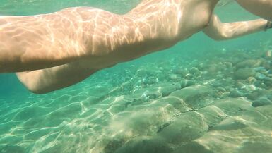 Risky Drilled swim gal underwater Public Anal and snatch fuck on the beach JessiJek - 4 image