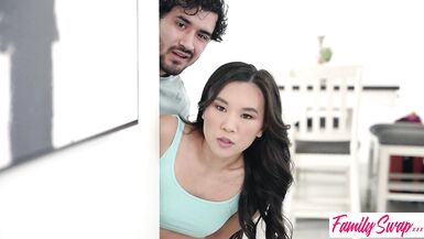 Sils baisent, nous devrions pomper de même Swapmom Christy Love dit à Swapdad