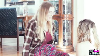 MOMMA HAWT - River Lynn sait ce quaime Step Mama Lindsay - 5 image