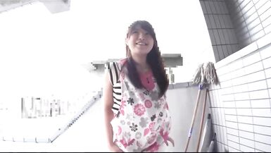 Inachi Nakamura - "I Crave To Be An AV Model." Current Day-Care Worker Debuts As A Pornstar With A Creampie! (part 1) - 4 image