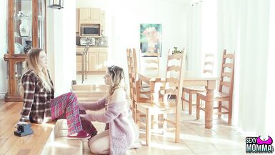 HOT MOMMA - River Lynn Knows What Step Mamma Lindsay Loves