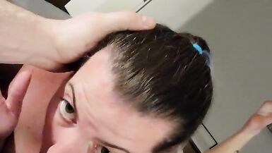 Floozy can't stop engulfing dick - 3 image