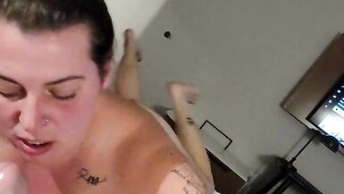 Floozy can't stop engulfing dick - 9 image