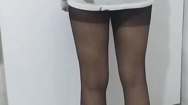 Turk aged leg and foot fetish in nylon nylons in the kitchen - 14 image