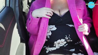 Wife plays with Her slit during the time that on a drive - 12 image