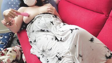 A married woman who masturbates comfortably by fingering her teats and love tunnel - 4 image