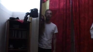 Mère Jaimerais baiser et allié porno maison stupide se taquiner avec des baisers chauds. - 13 image