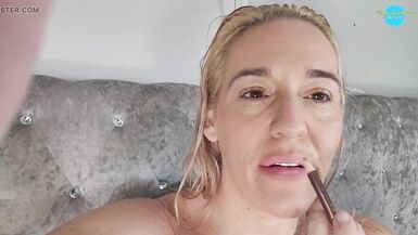 Topless housewife getting willing - 9 image