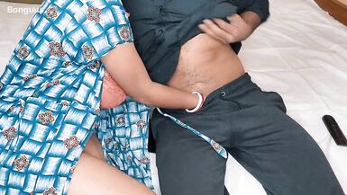 Desi Bhabhi Riya got screwed by Neighbour cheating on Spouse - 6 image