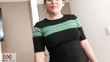Sexually Excited stepmom awards for precious grades - Spanish porn - 3 image