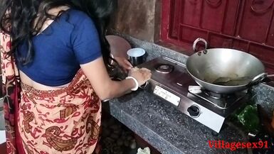India Rojo Saree Esposa Joder Con Duro Fucker ( Official Movie By Villagesex91 ) - 1 image