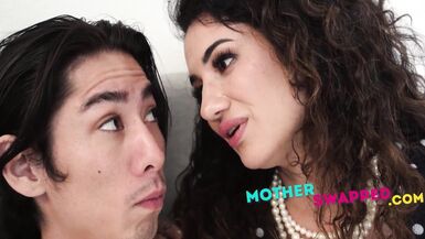 Responsible Stepmom Swaps With A Wild Stepmom