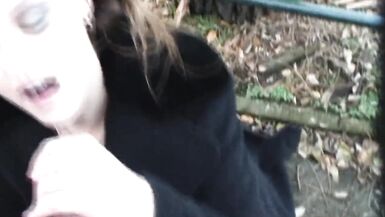 Exhibitionist MILFs please a stud by engulfing his cock - 10 image
