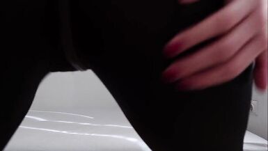 Booty worship in ebony latex catsuit - 3 image