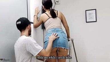 Ma voisine lubrique a envie de goûter à ma grosse et riche bite - CUM IN WAZOO - Porn in Spanish - 1 image
