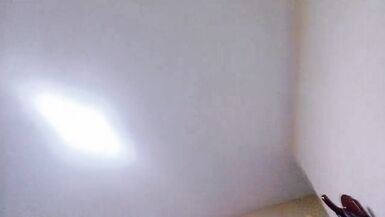 Le masseur suce mon gros cul en levrette. Il lèche mon tunnel damour jusquà ce que je gicle. Je suis une latine âgée et je désire du sexe anal avec BBC. - 13 image