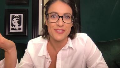 Questions-réponses avec la comtesse Diamond, femme dominante - 1 image