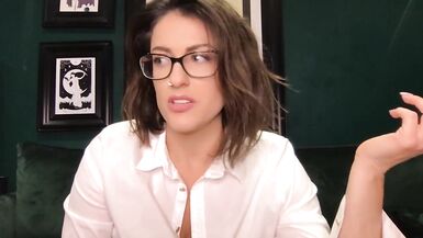 Questions-réponses avec la comtesse Diamond, femme dominante - 13 image