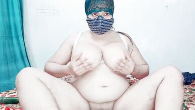 Hot Indian Breasty Mother Id Like To Fuck with Flawless Natural Milk Shakes - 11 image