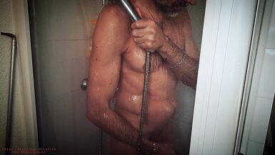 Hard Coarse From Behind - Step Daughter Has Sex In The Baths With Her Step Daddy - 4 image