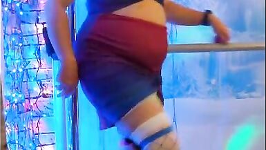 Hotwife Steffi desert paint twat dance - 4 image