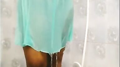 Watch throughout Nighty, Bathing Hawt Wife Jaanu and Fuck puusy so hard - 2 image