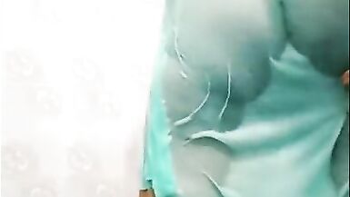 Watch throughout Nighty, Bathing Hawt Wife Jaanu and Fuck puusy so hard - 5 image