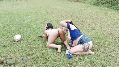 Colombian lesbian babes licking their love tunnels in a intimate farm - Porn in Spanish - 5 image