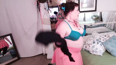 580 Bill has a fresh neighbour and shes so hawt - 3 image