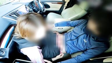 Comes to the gym with her spouse, sneaks out and has car sex with an adulterer - 7 image