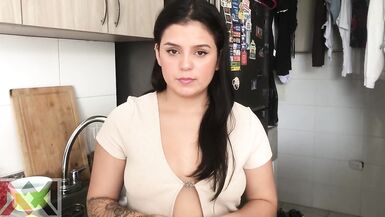 excited stepmother pays silence with body- porn in Spanish - 2 image