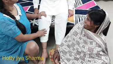Budhi Maa Ne Apni Beti ko Karza Maaf Krwane Ke Liye Jameendaa Se Chudwaya - 1 image