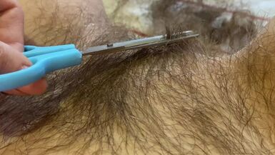 TRIMMING MY SUPER LENGTHY VAGINA HAIR CLOSEUP - 1 image