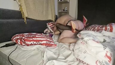 Very hot mommy is enjoying priceless non-professional fuck - 5 image