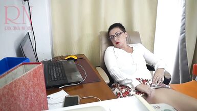 SEXRETARY Secretary acquires stuffed with a sex tool camera in the office Web Camera 1 - 4 image